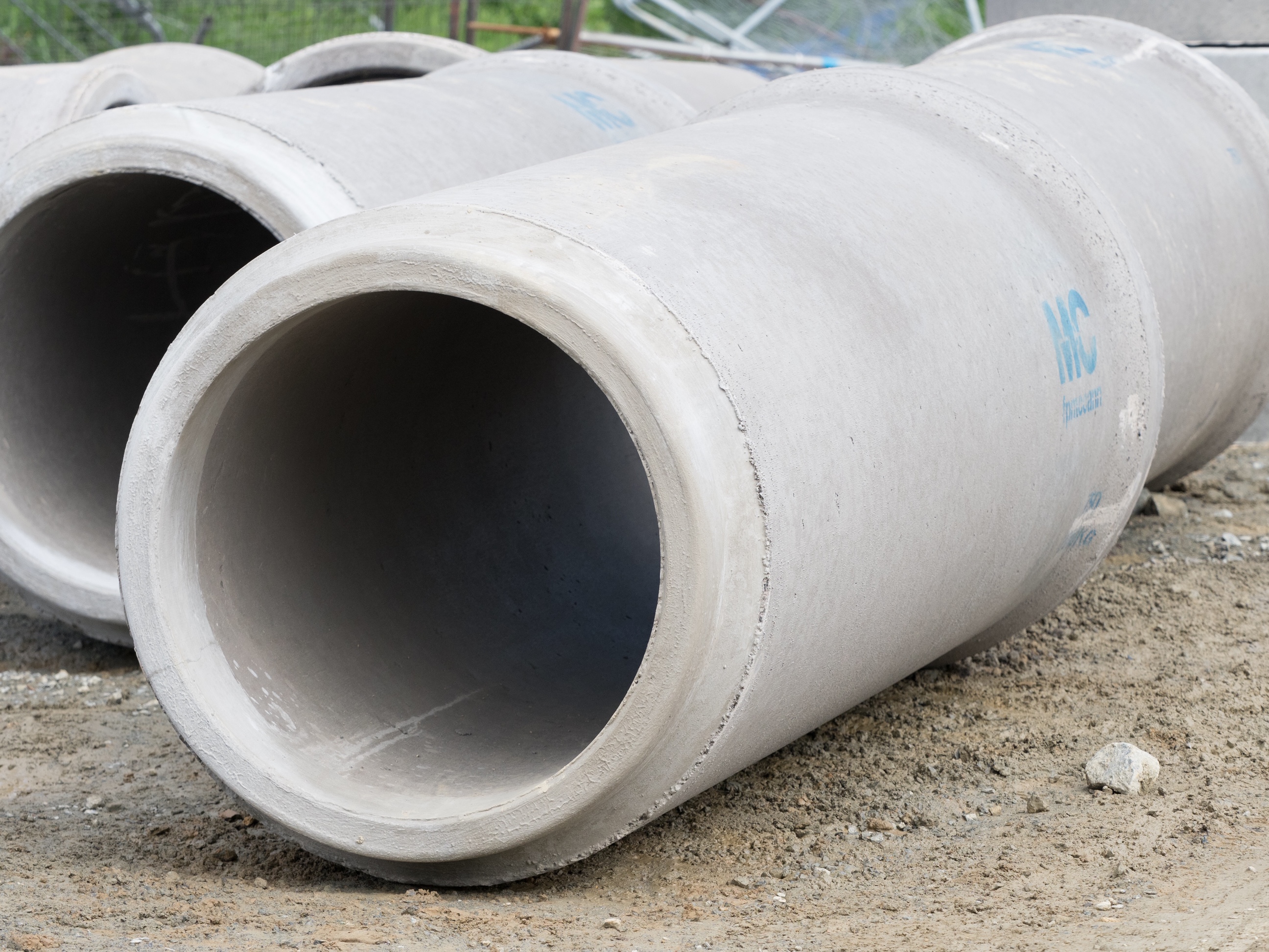 Replacement pipes for a sewer